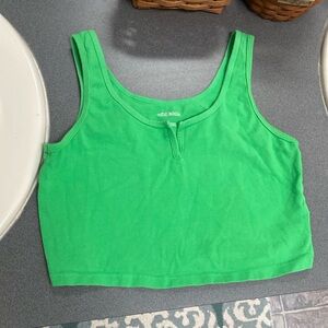 Green Wild Fable Cropped Tank; Size Large